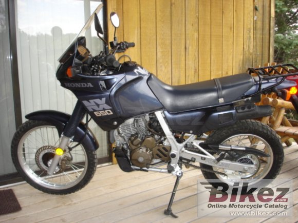 1988 Honda NX 650 Dominator photo